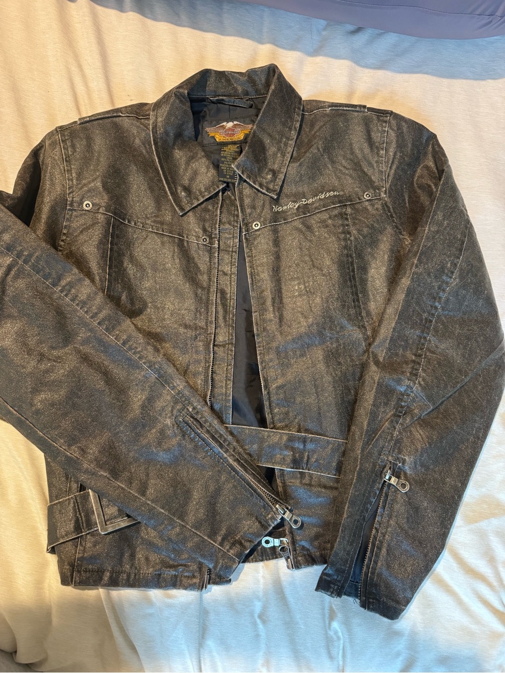 Authentic Harley-Davidson Black Jacket with Embroidered Eagle Patch - Picture 3 of 7